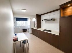 Blk 214 Lorong 8 Toa Payoh (Toa Payoh), HDB 4 Rooms #588838501